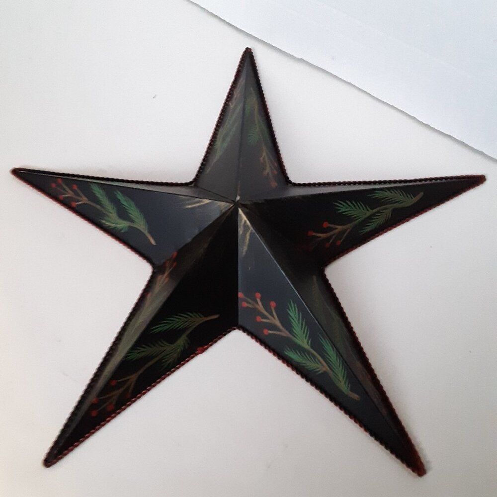 Primitive Style Star Metal Handpainted Medium Size